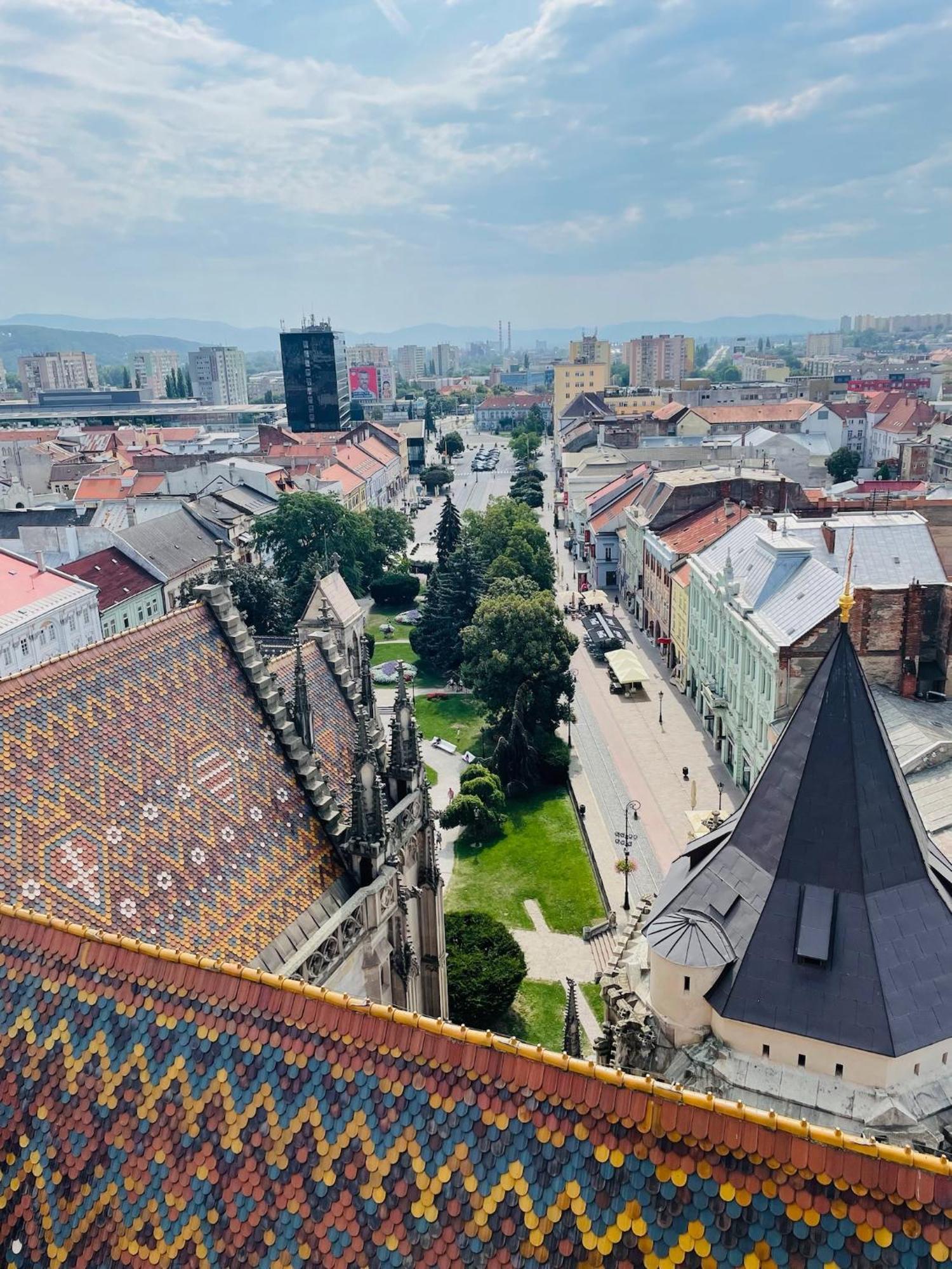 Central Apartment Stylovy Mezonet Košice Buitenkant foto