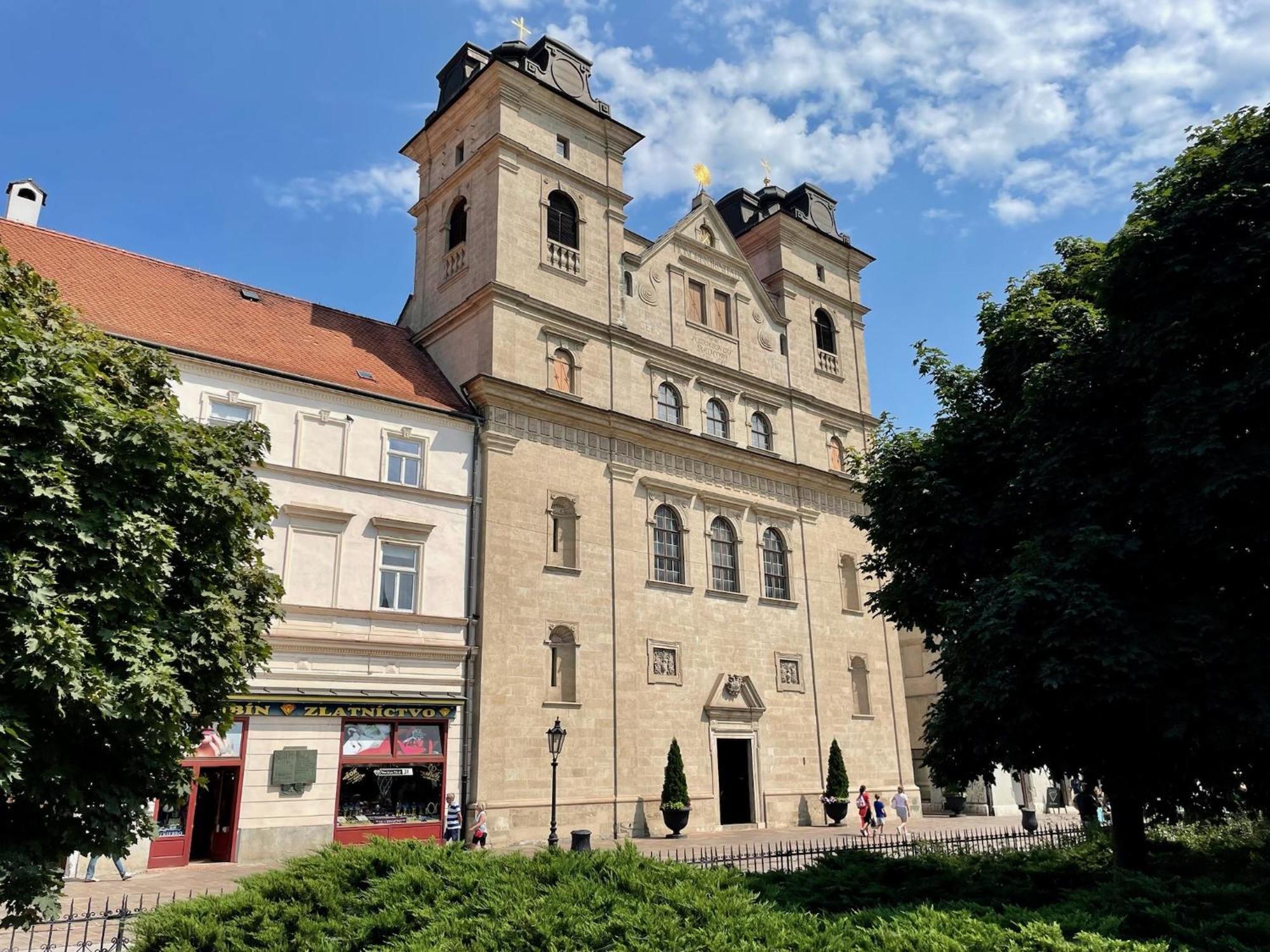 Central Apartment Stylovy Mezonet Košice Buitenkant foto